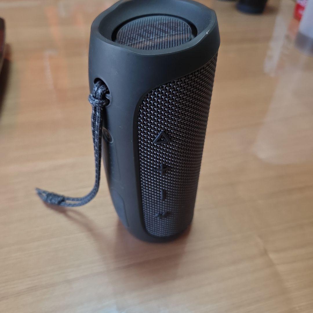 JBL 防水Bluetoothスピーカー FLIP ESSENTIAL2