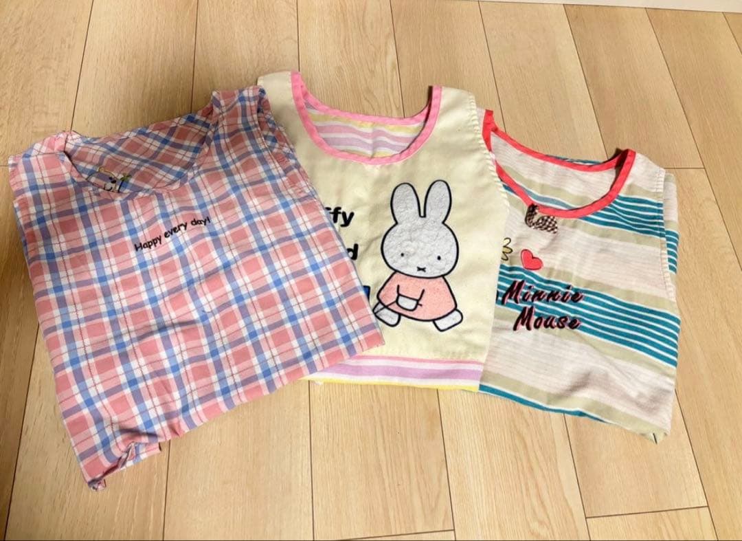 ルルロロ くまのがっこう 保育 エプロン ８枚セット