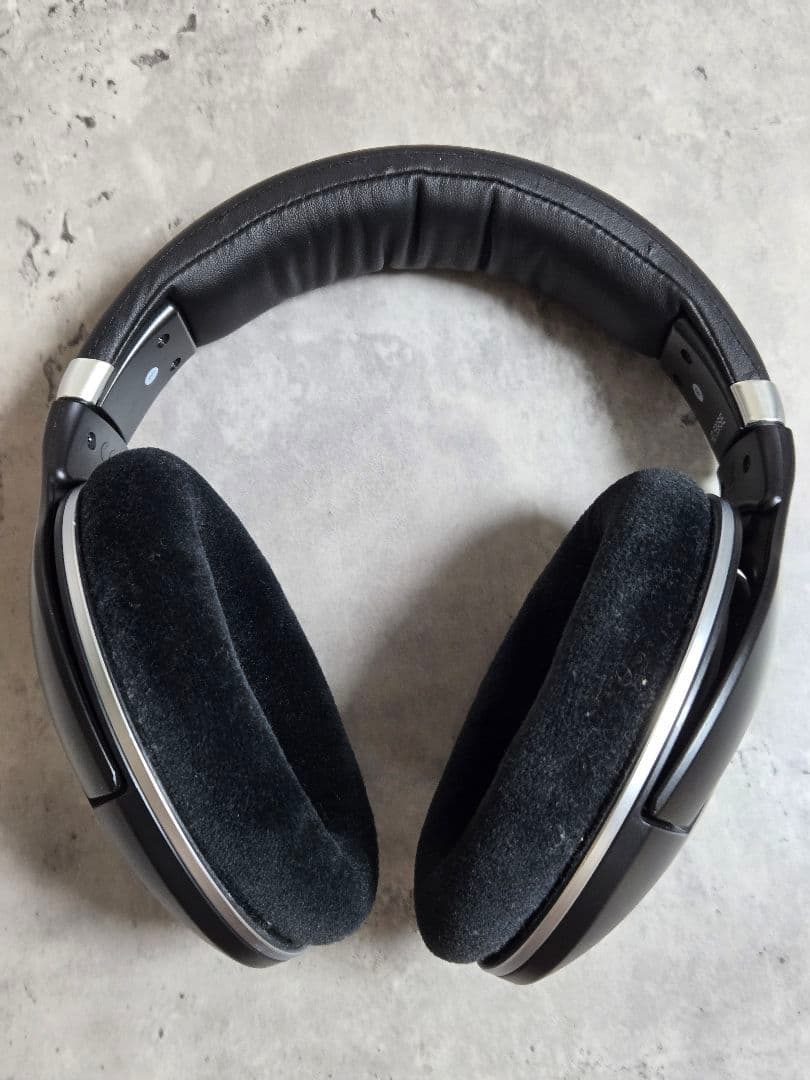 ヘッドホン Sennheiser HD 599SE