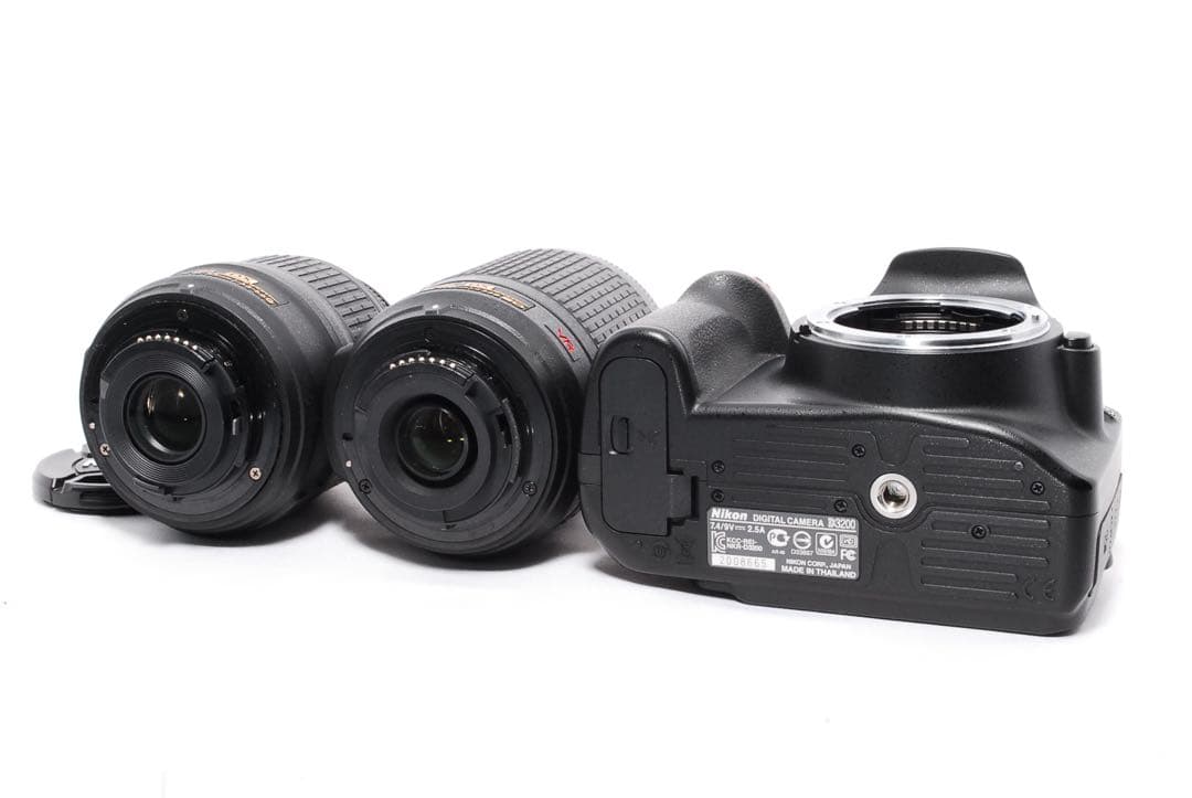 ショット数少なめ◆Nikon D3200◆一眼レフカメラ◆すぐ使える◆スマホ転送