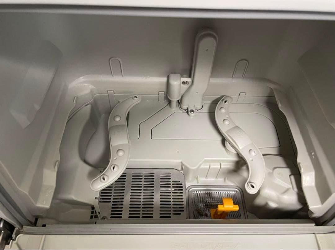 パナソニック　食器洗い乾燥機 NP-TCM4-W 白　3人用