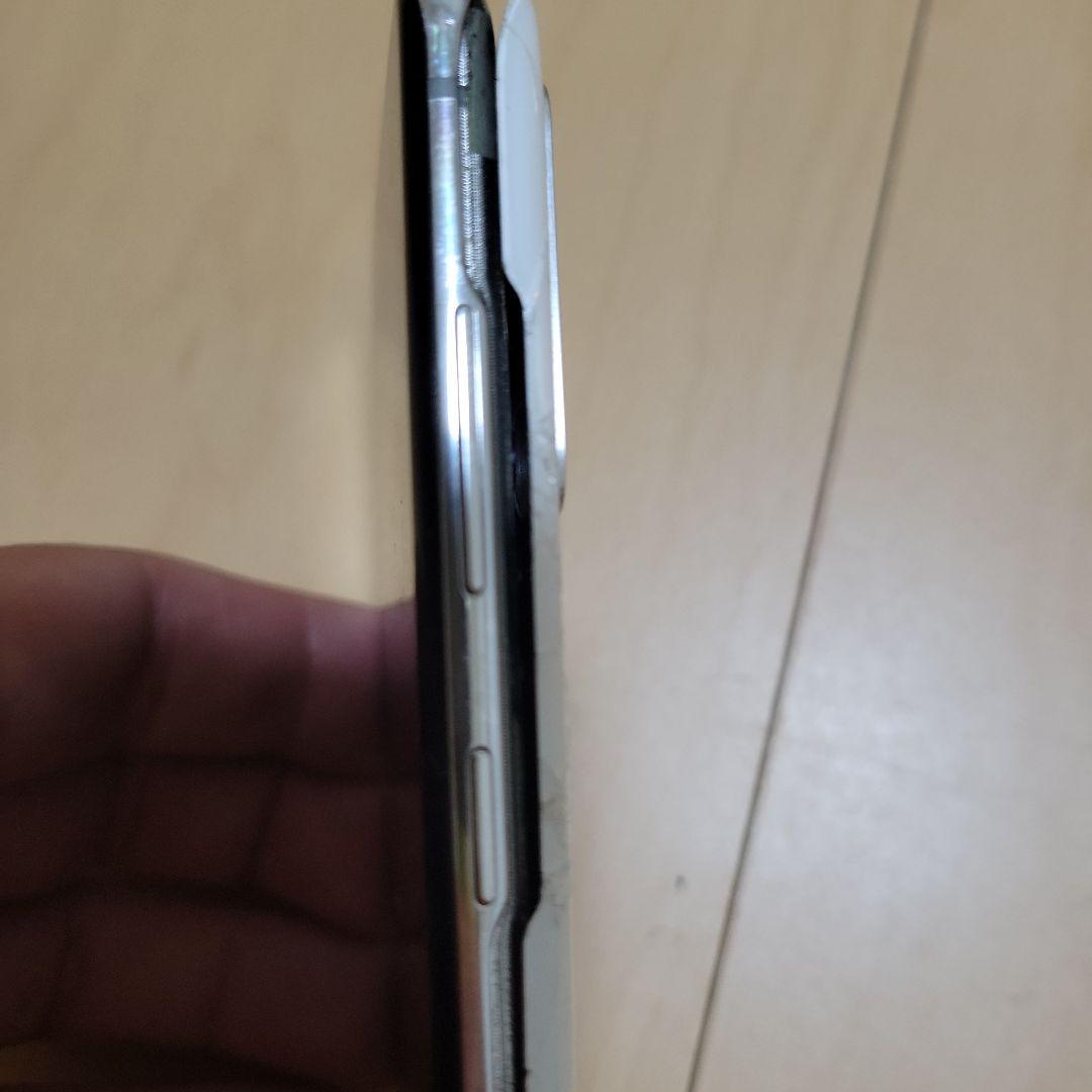 Galaxy S20 ホワイトau SCG01 背面ひび割れあり
