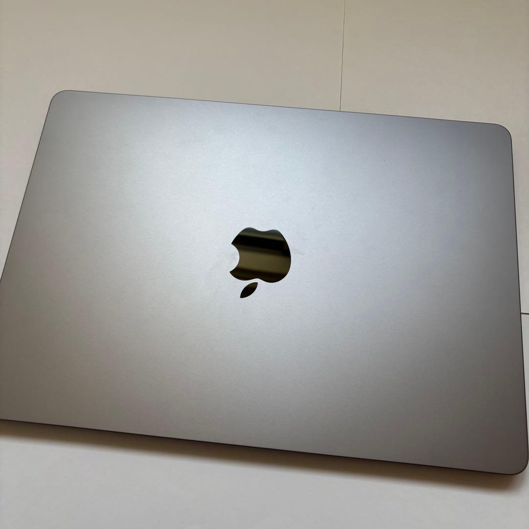 【ほぼ美品】MacBook Air M3 8GB