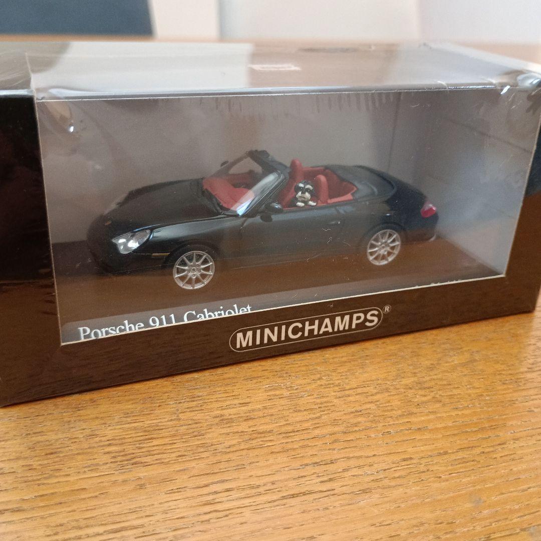 ミニチャンプス 1/43 ポルシェ 911 カブリオレ 2匹 犬付き② 限定