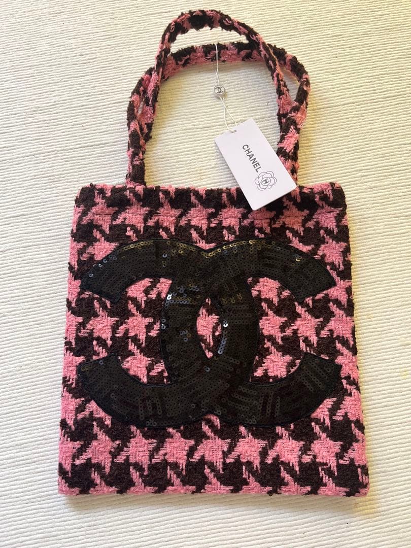 CHANELツイードトートバッグVIPノベルティ