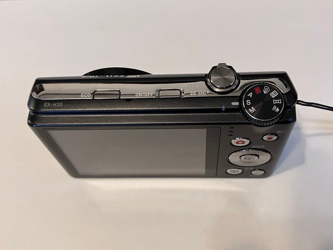 〈10/26まで特価〉CASIO EXILIM EX-H30