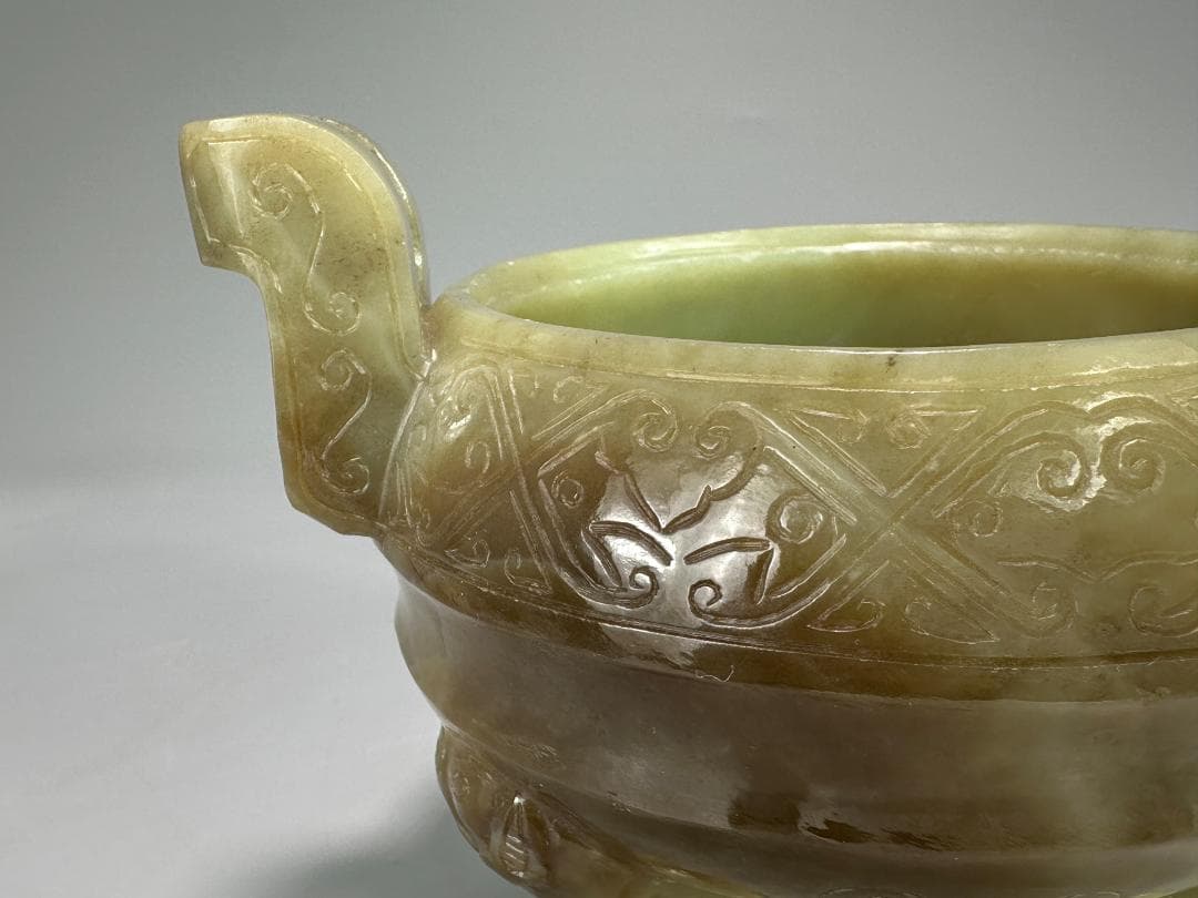 UM4-1中国美術　玉石製　青玉鼎式香炉　置物　時代物　唐物